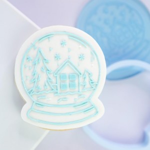 SWEET STAMP SNOWGLOBE