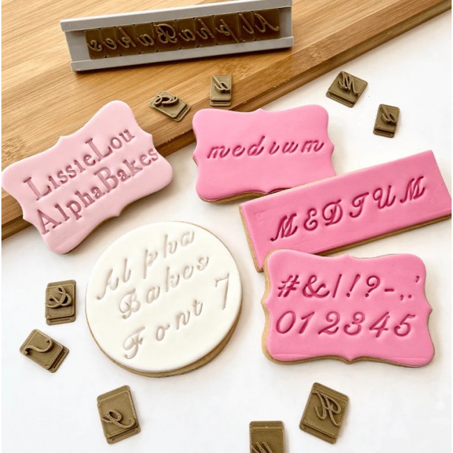 Alfabeto AlphaBakes Font 7 Stamp Numeri e Simboli (barra non inclusa)