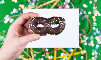Divertimento in cucina: tagliapasta biscotti per mascherine di Carnevale originali