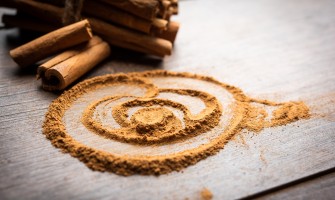 Cannella: la spezia che scalda il cuore (e i dolci) durante le feste