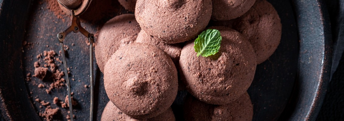 Il lato fresco del cioccolato fondente, tra eleganza e leggerezza estiva