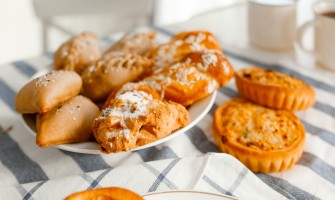 Dolci dopo le vacanze: come riportare in casa il piacere di una colazione semplice e curata