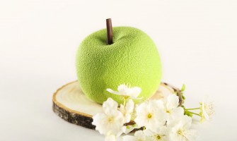 Frutta realistica in pasticceria: che cos’è e come si crea con gli stampi giusti