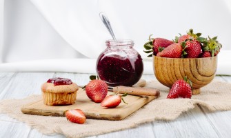 Frutta estiva per marmellate e confetture