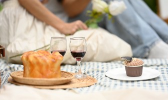 Piccola pasticceria da picnic: idee eleganti da portare all’aperto