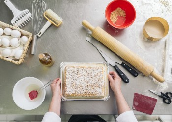 Da cup a grammi: come leggere le ricette americane per dolci senza sbagliare dosi