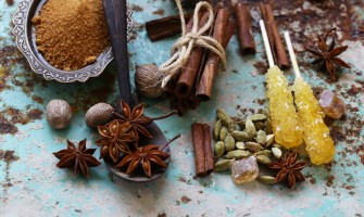 Il mondo delle spezie: aromi e sapori per arricchire i vostri dolci