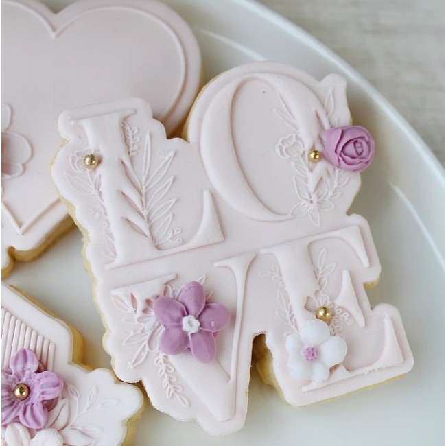 Stampo biscotto + timbro Love fiorito