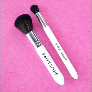 Sweet Stamp- SPAZZOLA PER SPOLVERARE DELUXE 2pk