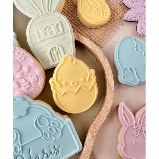 Taglia biscotto e timbro Mini pulcino nel suo guscio